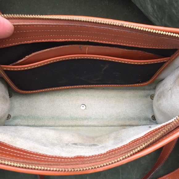 Dooney & Bourke VINTAGE leather purse shoulder bag - Picture 5 of 8